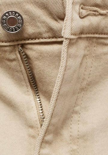 Прямые джинсы