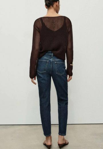 Узкие джинсы