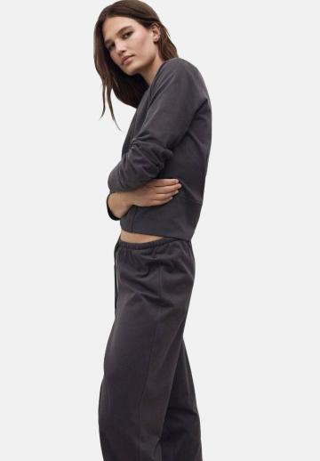 Спортивные штаны