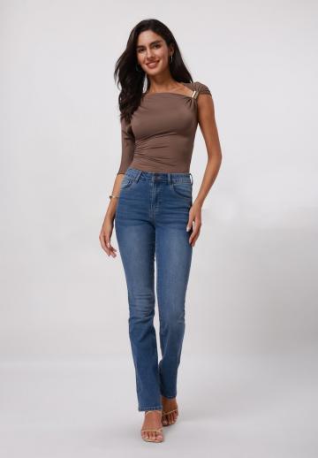 Клешеные брюки