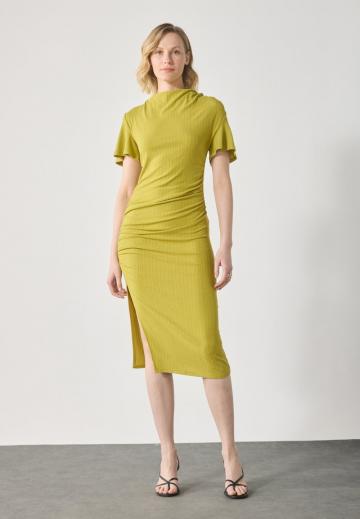 Коктейльное платье