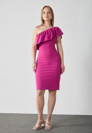 Коктейльное платье