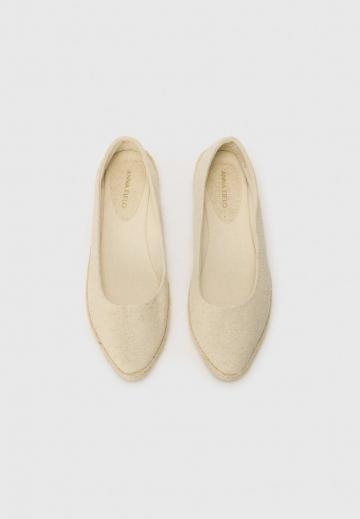 Спортивные балетки