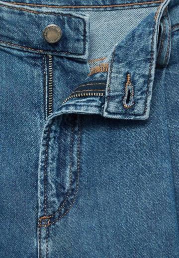 Джинсовые шорты
