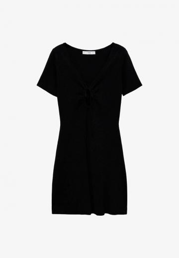 Платье футляр