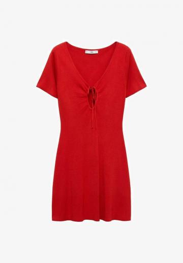 Платье футляр