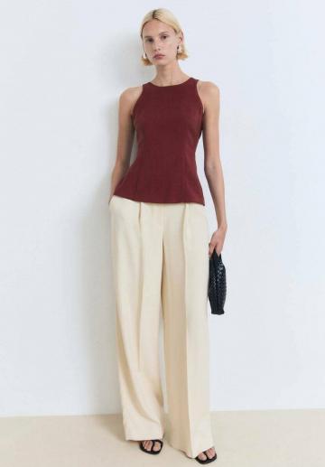 Блузка без рукавов