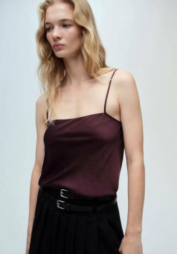 Топ на бретельках