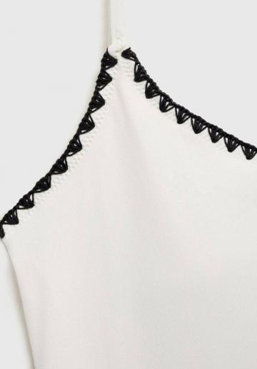 Слитный купальник