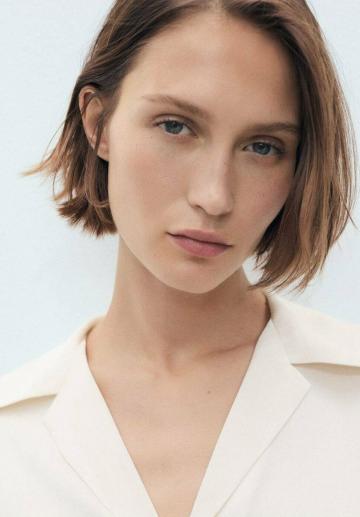 Атласная блузка