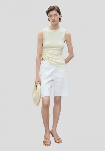 Джинсовые шорты