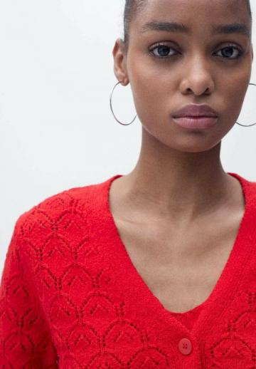 Вязаная кофта