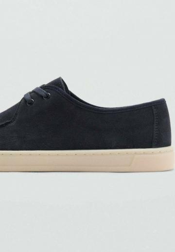 Ботинки на шнуровке