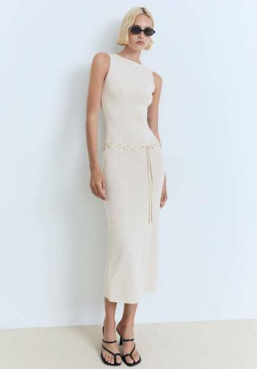 Платье футляр