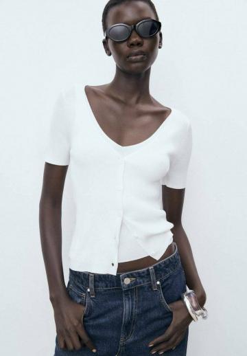 Вязаная кофта