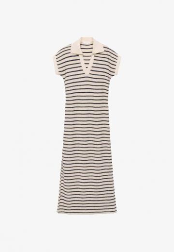 Вязаное платье