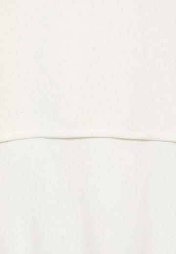 Вязаное платье