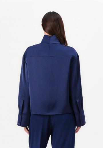 Атласная блузка