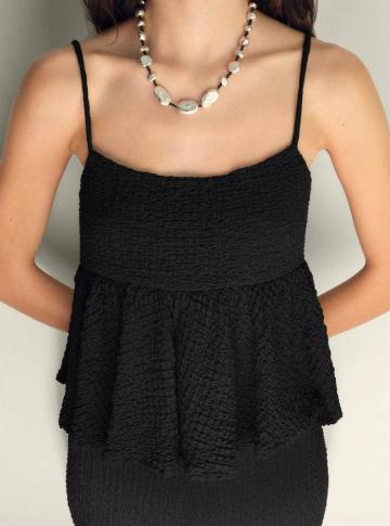 Топ на бретельках