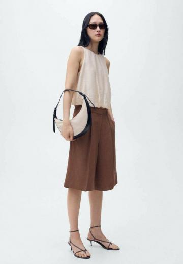 Блузка без рукавов