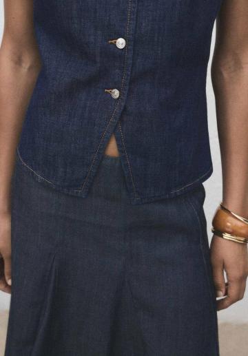 Джинсовая жилетка