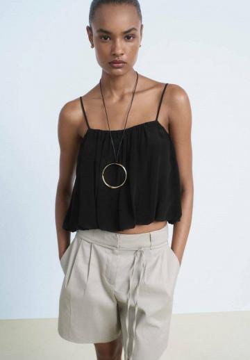 Топ на бретельках