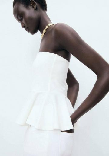 Топ без бретелек