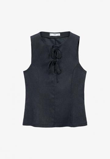 Блузка без рукавов