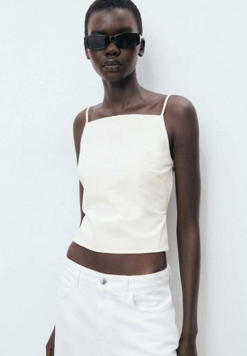 Топ на бретельках