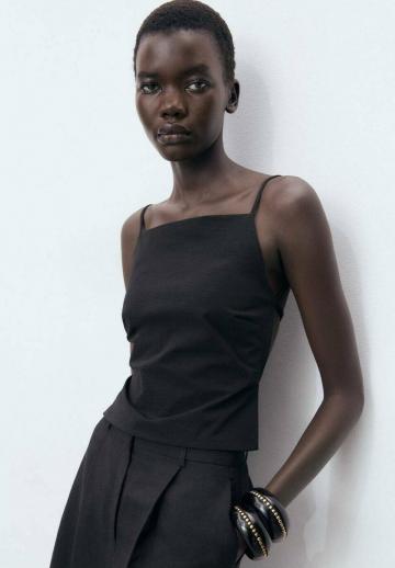 Топ на бретельках