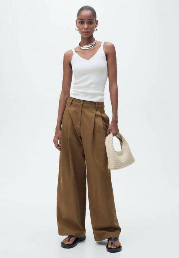 Топ на бретельках