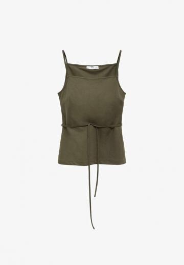 Топ на бретельках