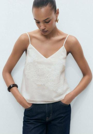 Топ на бретельках