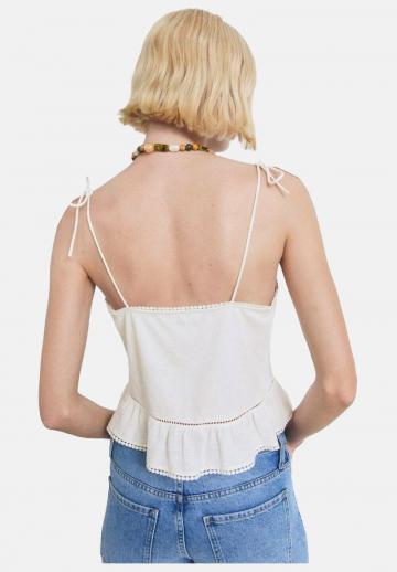 Топ на бретельках