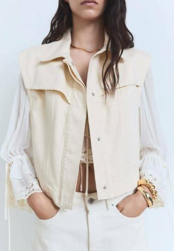 Джинсовая жилетка