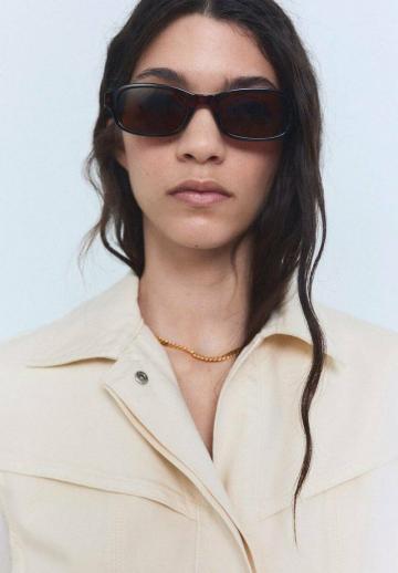 Джинсовая жилетка