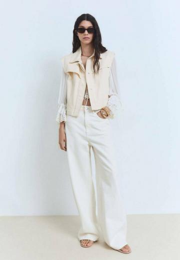 Джинсовая жилетка