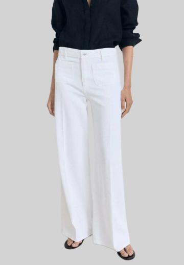 Клешеные джинсы