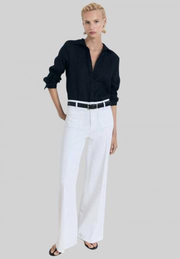 Клешеные джинсы