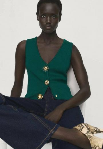 Джинсовая жилетка