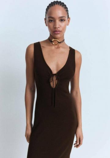 Вязаное платье