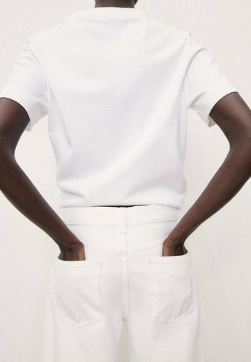 Короткие джинсы