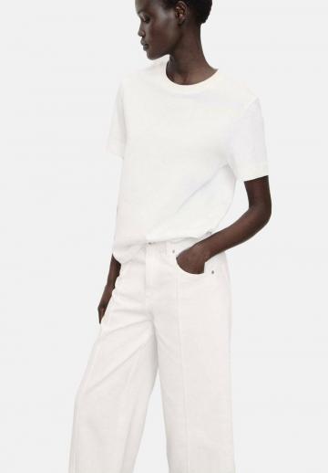 Короткие джинсы