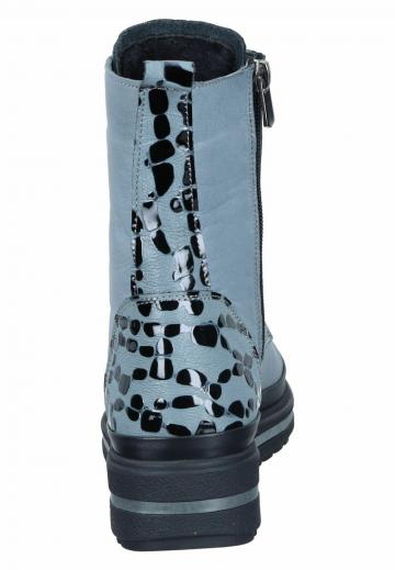 Сапожки на танкетке