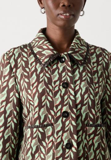 Короткий блейзер