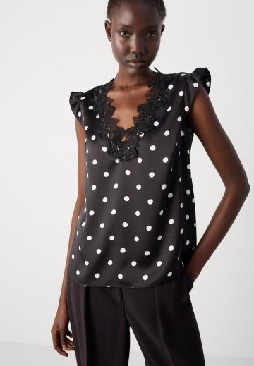 Атласная блузка