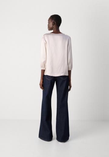 Шелковая блузка