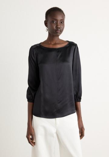 Шелковая блузка