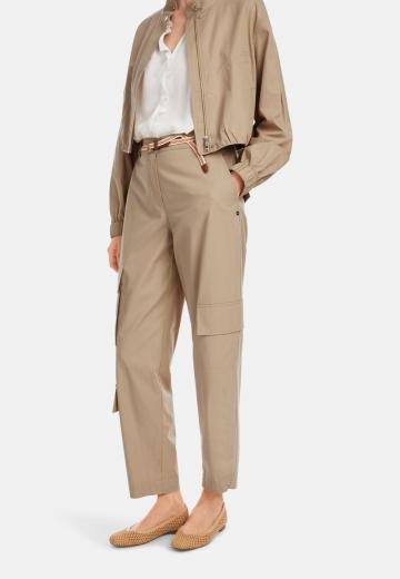 Брюки с накладными карманами