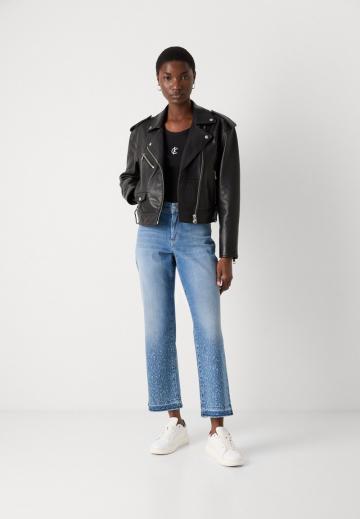 Короткие джинсы